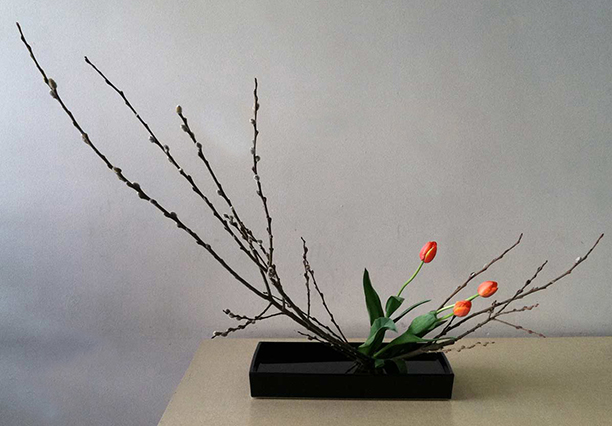 minimalist design zen flower arrangement