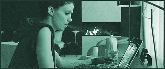 Lisbeth-Salander-Spying