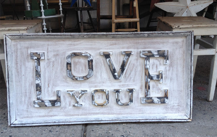 Love you sign in NY antique store